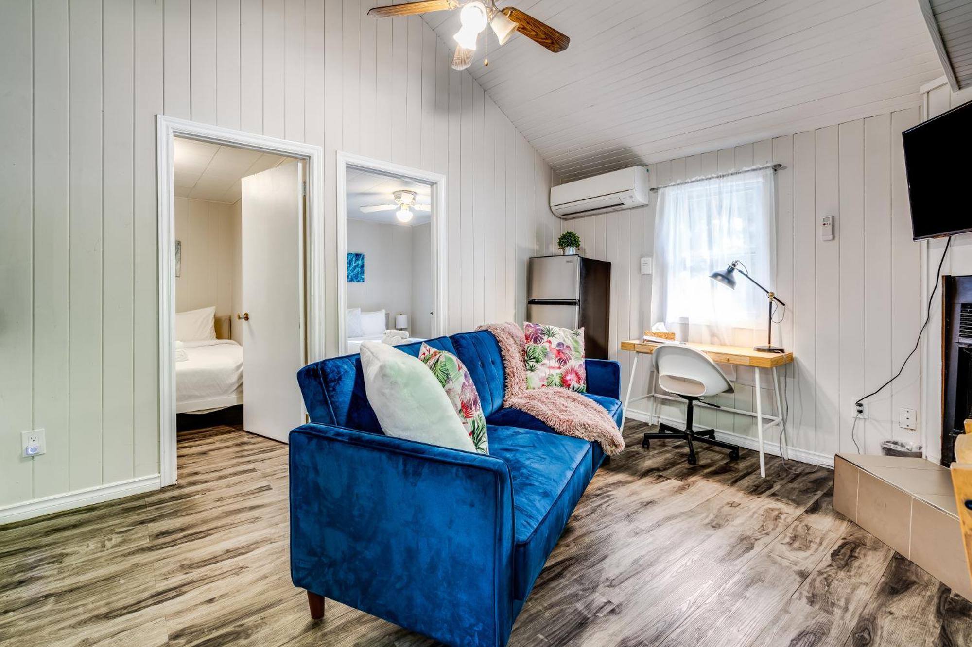 Muskoka Waterfront Retreat Villa Dwight Екстериор снимка