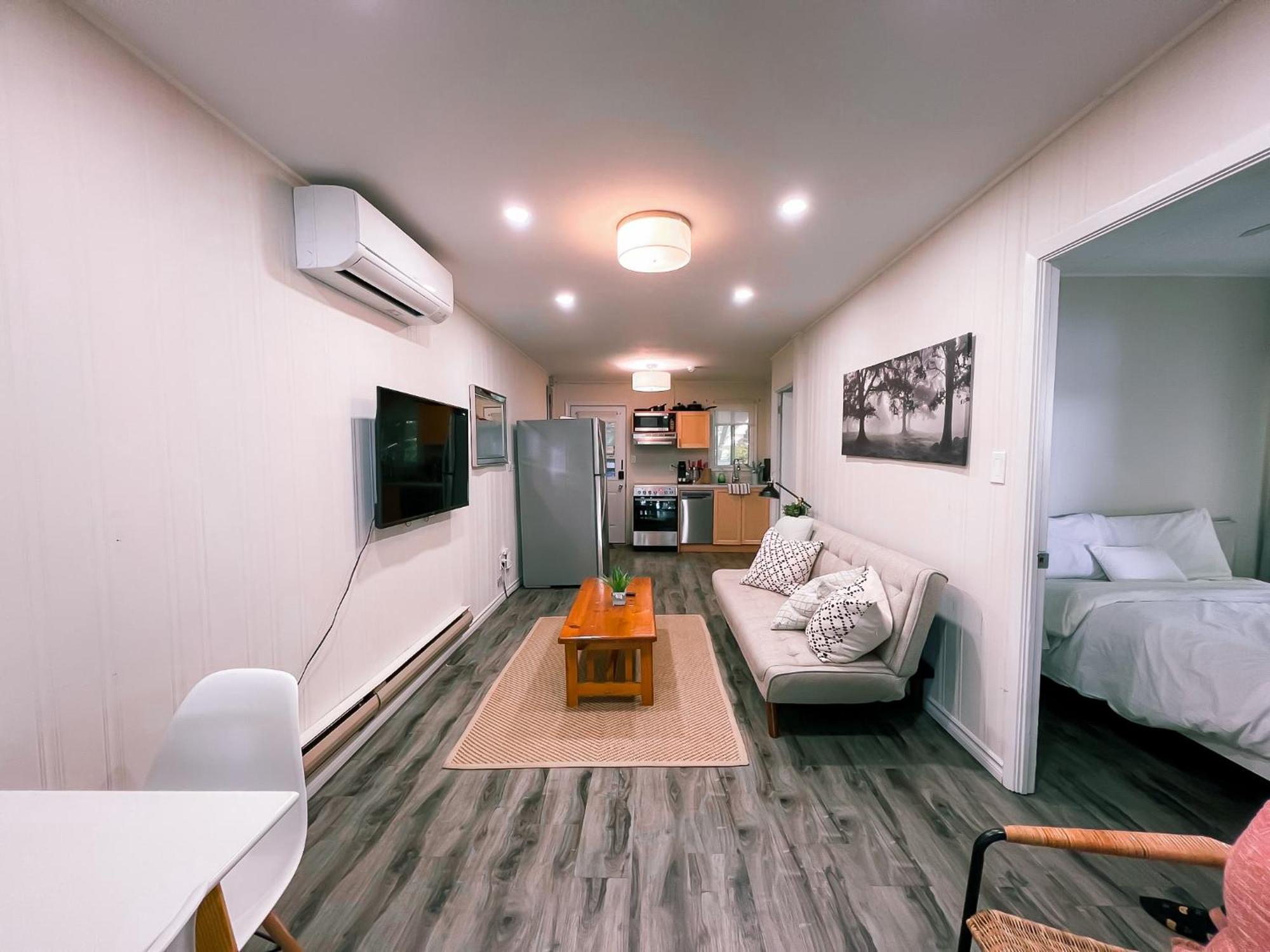 Muskoka Waterfront Retreat Villa Dwight Екстериор снимка