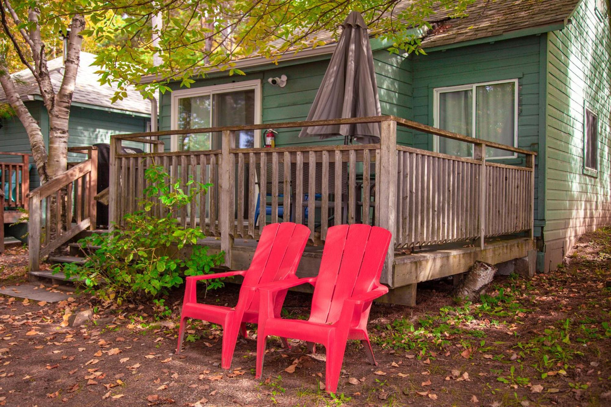 Muskoka Waterfront Retreat Villa Dwight Екстериор снимка